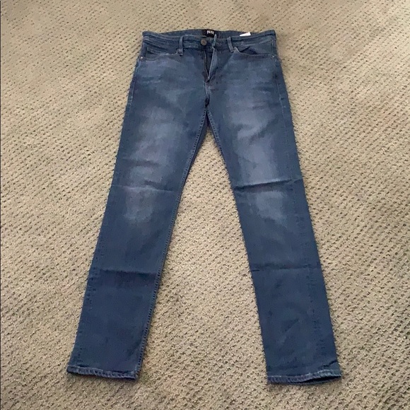 Jeans - Picture 1 of 2